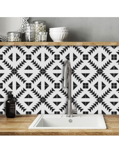 Zig Zag in Black Wallpaper